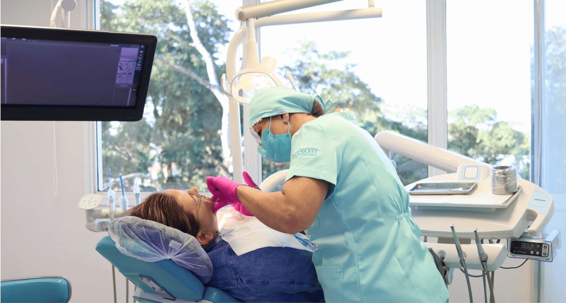 Criança no dentista